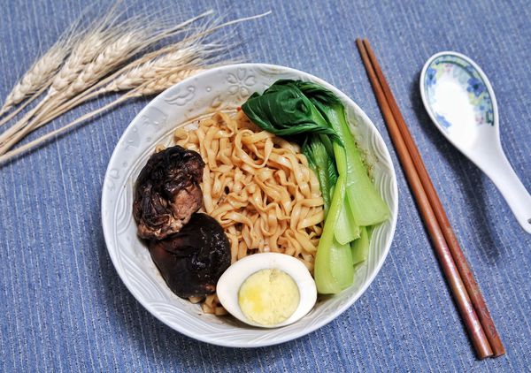 初心亭 牛汁拌麵