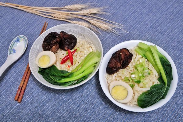 初心亭 牛汁拌麵