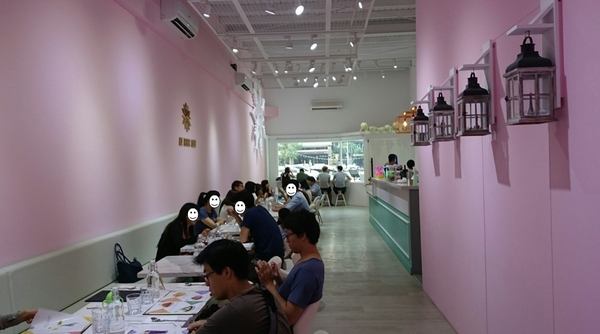 ICE FEVER CLUB 雪絨俱樂部：高雄~ICE FEVER CLUB 雪絨俱樂部~夏天就是要冰一下~超好拍的夢幻冰品店~