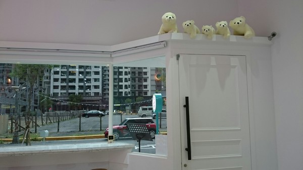 ICE FEVER CLUB 雪絨俱樂部：高雄~ICE FEVER CLUB 雪絨俱樂部~夏天就是要冰一下~超好拍的夢幻冰品店~