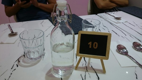 ICE FEVER CLUB 雪絨俱樂部：高雄~ICE FEVER CLUB 雪絨俱樂部~夏天就是要冰一下~超好拍的夢幻冰品店~