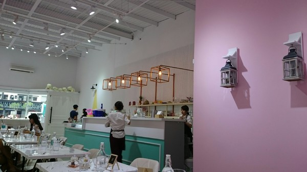 ICE FEVER CLUB 雪絨俱樂部：高雄~ICE FEVER CLUB 雪絨俱樂部~夏天就是要冰一下~超好拍的夢幻冰品店~