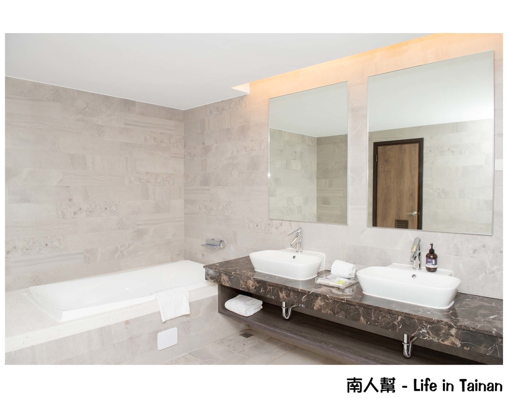 東東『陽光雲頂』