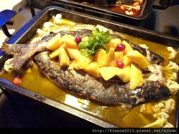 水貨29-菠蘿烤魚.JPG
