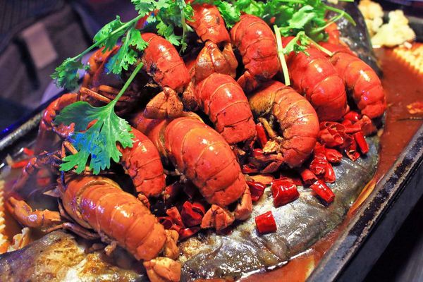 【中和美食】水貨炭火烤魚-一吃停不下手的巨無霸大份量美食！