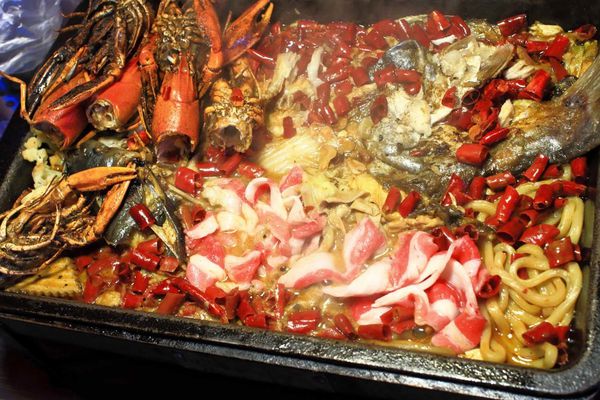 【中和美食】水貨炭火烤魚-一吃停不下手的巨無霸大份量美食！