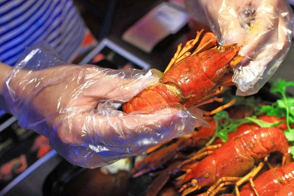 【中和美食】水貨炭火烤魚-一吃停不下手的巨無霸大份量美食！