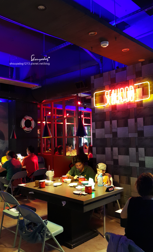 水貨-中和店：【川菜料理】炭火烤魚X川味麻辣燙 挑戰你的感官三重奏 水貨 in新北中和