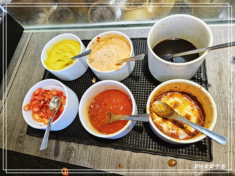 桃園市桃園區村民食堂-廚窗港點-桃園/人氣爆棚~港式飲茶吃到飽.藝文特區美食推薦