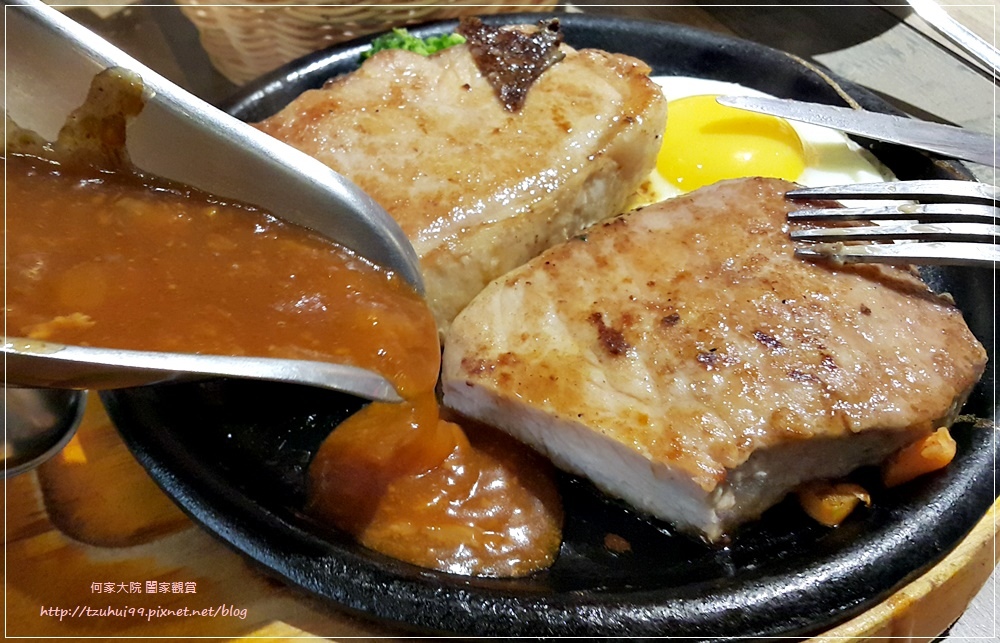 厚切牛排(林口店)+板橋亞東原創+桃園龜山牛排+機場捷運長庚醫院A8站旁 27.jpg
