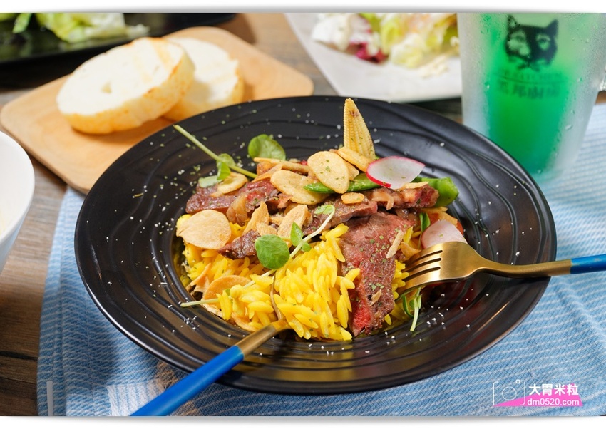 新北三重義式餐廳,黑邦廚房,冬季新品極黑豬南瓜奶油義大利麵,人氣限定萌貓慕斯蛋糕,超萌超可愛!捷運徐匯中學站美食推薦, - 大胃米粒 DAVID & MILLY