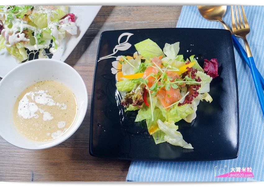 新北三重義式餐廳,黑邦廚房,冬季新品極黑豬南瓜奶油義大利麵,人氣限定萌貓慕斯蛋糕,超萌超可愛!捷運徐匯中學站美食推薦, - 大胃米粒 DAVID & MILLY