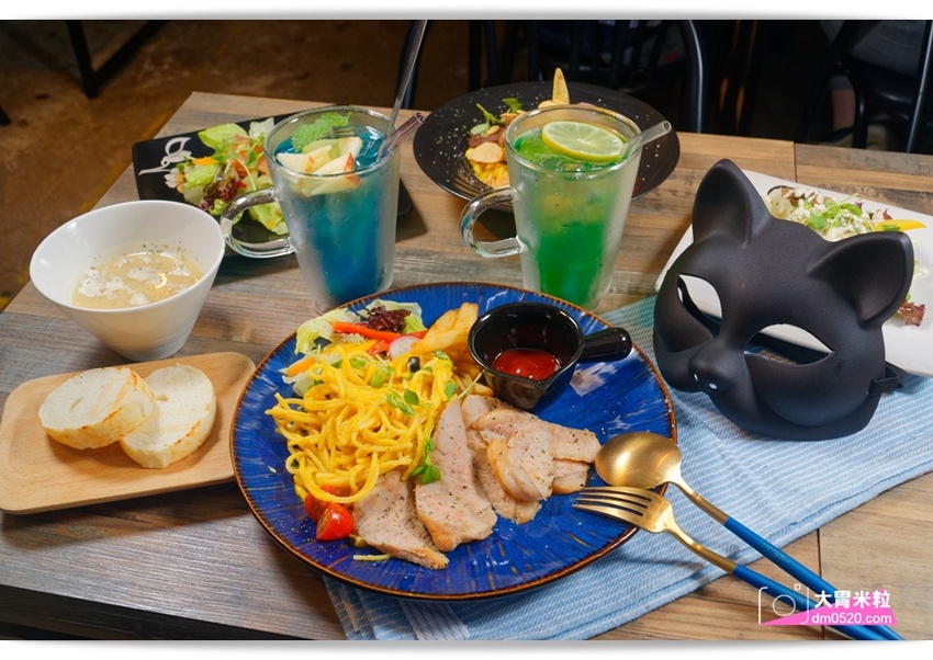 新北三重義式餐廳,黑邦廚房,冬季新品極黑豬南瓜奶油義大利麵,人氣限定萌貓慕斯蛋糕,超萌超可愛!捷運徐匯中學站美食推薦, - 大胃米粒 DAVID & MILLY