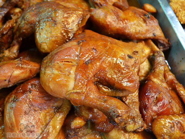 香甜小吃09-滷炸雞腿