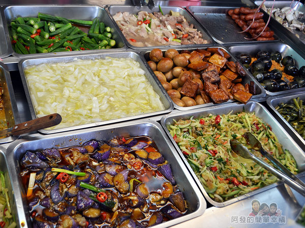 香甜小吃10-樣樣看起來乾淨不混濁