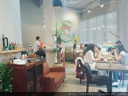 當樂咖啡●新北板橋區光正街 板橋早午餐下午茶推薦復古控必來 蘋果咖哩燉肉爆炸好吃 懷舊時光好自在 當樂咖啡●新北板橋區光正街 板橋早午餐下午茶推薦復古控必來 蘋果咖哩燉肉爆炸好吃 懷舊時光好自在