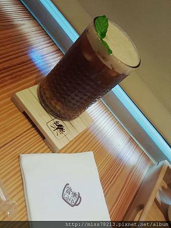 當樂咖啡●新北板橋區光正街 板橋早午餐下午茶推薦復古控必來 蘋果咖哩燉肉爆炸好吃 懷舊時光好自在 當樂咖啡●新北板橋區光正街 板橋早午餐下午茶推薦復古控必來 蘋果咖哩燉肉爆炸好吃 懷舊時光好自在