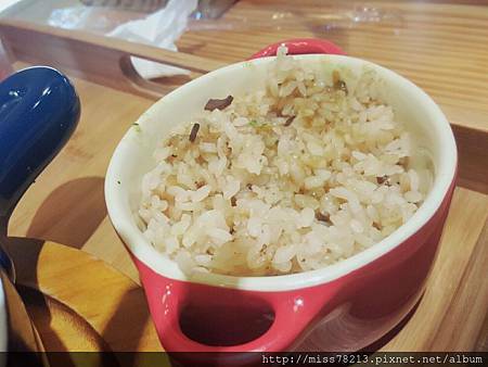 當樂咖啡●新北板橋區光正街 板橋早午餐下午茶推薦復古控必來 蘋果咖哩燉肉爆炸好吃 懷舊時光好自在 當樂咖啡●新北板橋區光正街 板橋早午餐下午茶推薦復古控必來 蘋果咖哩燉肉爆炸好吃 懷舊時光好自在