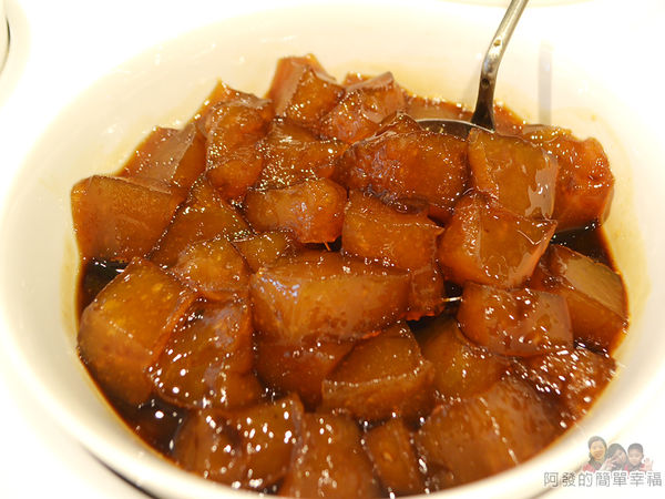 台北非常美16-店家大推也是招牌的手工自製黑砂糖粉粿