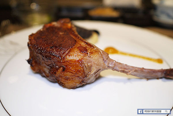 宜蘭美食【饗宴鐵板燒】絕美風味美國藍鑽級羊肉大餐初體驗。互動式創意精緻無菜單鐵板燒。宜蘭鐵板燒推薦