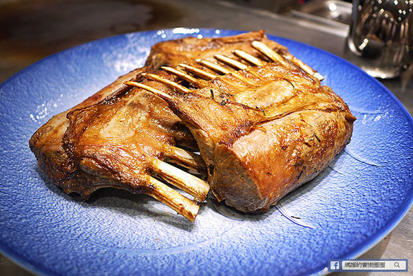 宜蘭美食【饗宴鐵板燒】絕美風味美國藍鑽級羊肉大餐初體驗。互動式創意精緻無菜單鐵板燒。宜蘭鐵板燒推薦