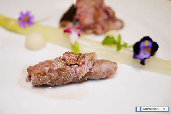 宜蘭美食【饗宴鐵板燒】絕美風味美國藍鑽級羊肉大餐初體驗。互動式創意精緻無菜單鐵板燒。宜蘭鐵板燒推薦