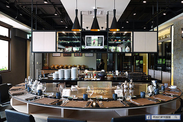 宜蘭美食【饗宴鐵板燒】絕美風味美國藍鑽級羊肉大餐初體驗。互動式創意精緻無菜單鐵板燒。宜蘭鐵板燒推薦