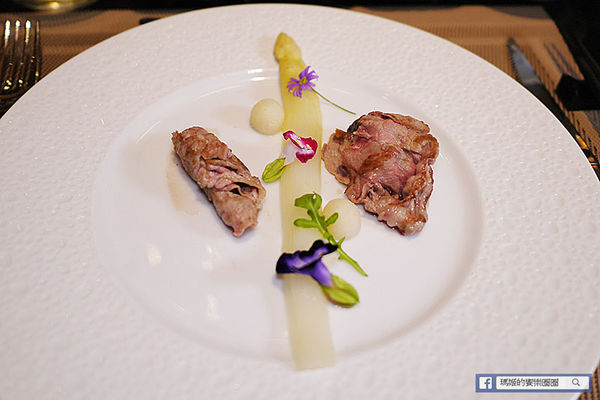 宜蘭美食【饗宴鐵板燒】絕美風味美國藍鑽級羊肉大餐初體驗。互動式創意精緻無菜單鐵板燒。宜蘭鐵板燒推薦