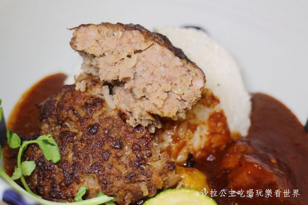 御盤de食堂(微風北車店):台北車站日式定食『御盤de食堂(微風北車店)』現做手工漢堡排每日限量/北車店獨享豆腐甜甜球