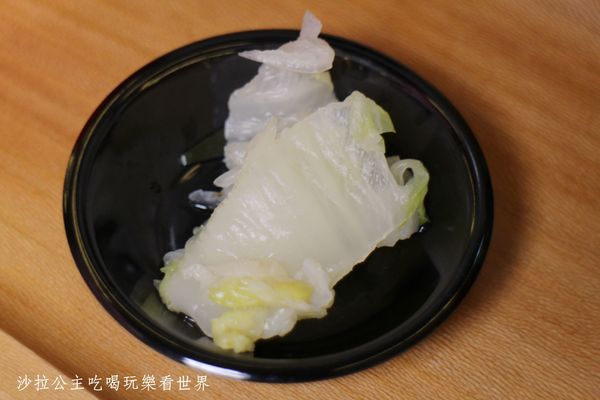 御盤de食堂(微風北車店):台北車站日式定食『御盤de食堂(微風北車店)』現做手工漢堡排每日限量/北車店獨享豆腐甜甜球