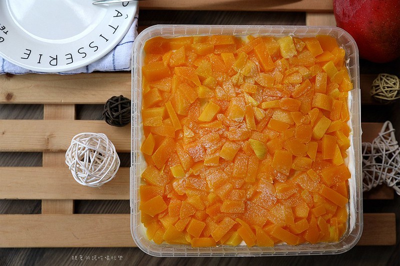 雲兒工坊(原雲朵share工坊)榴槤盒生乳捲、芒果盒120