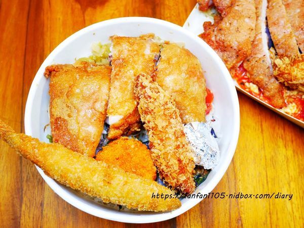 【永和便當】黃加雞腿 #便當 #雞腿便當 #平價便當 #永和美食 #永和便當外送 #頂溪站 (11).JPG