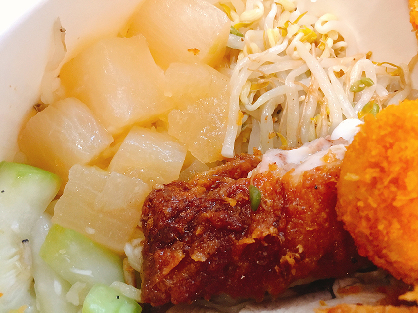 黃加雞腿,頂溪站美食,永和美食,中興街美食,永和韓國街,中和美食,中永和美食,中永和銅板美食,中永和便當外送,竹林路美食,竹林分局,我不是他媽媽