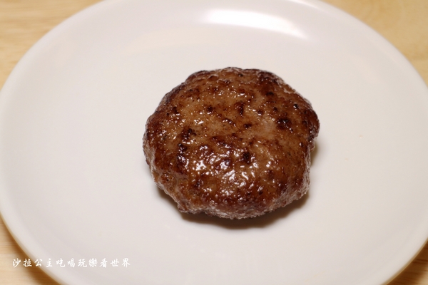 小二月飯湯(新莊幸福店)：食尚玩家介紹.新莊美食『小二月飯湯(新莊幸福店)』一個人也能吃迷你版蒸籠海鮮塔火鍋