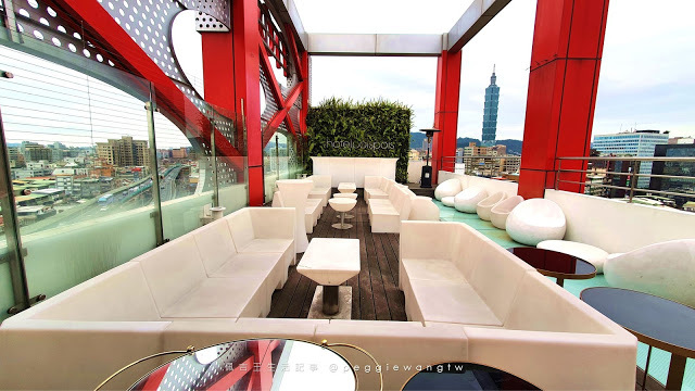 台北東區住宿-Hotel poispois泡泡飯店_佩吉王生活記事 台北住宿︱Hotel poispois泡泡飯店:牛乳石鹼主題房.豐富MiniBar.遠眺101煙火空中酒吧︱捷運忠孝敦化