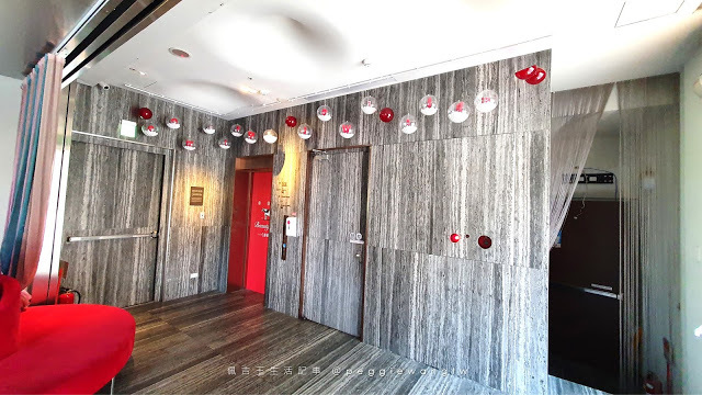 台北東區住宿-Hotel poispois泡泡飯店_佩吉王生活記事 台北住宿︱Hotel poispois泡泡飯店:牛乳石鹼主題房.豐富MiniBar.遠眺101煙火空中酒吧︱捷運忠孝敦化