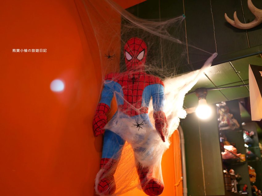 喜劇收場美式漢堡店，大學生最愛的美式餐廳，新竹巨城旁適合聚餐聊天好去處！內文附詳細菜單。 @熊寶小榆の旅遊日記