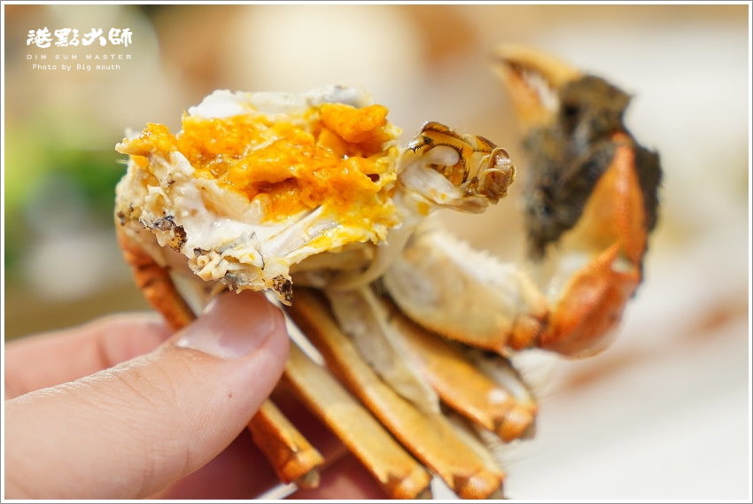 【桃園美食】港點大師．季節限定鮮蒸活體大閘蟹、小龍蝦料理新菜單!廣豐新天地美食推薦!