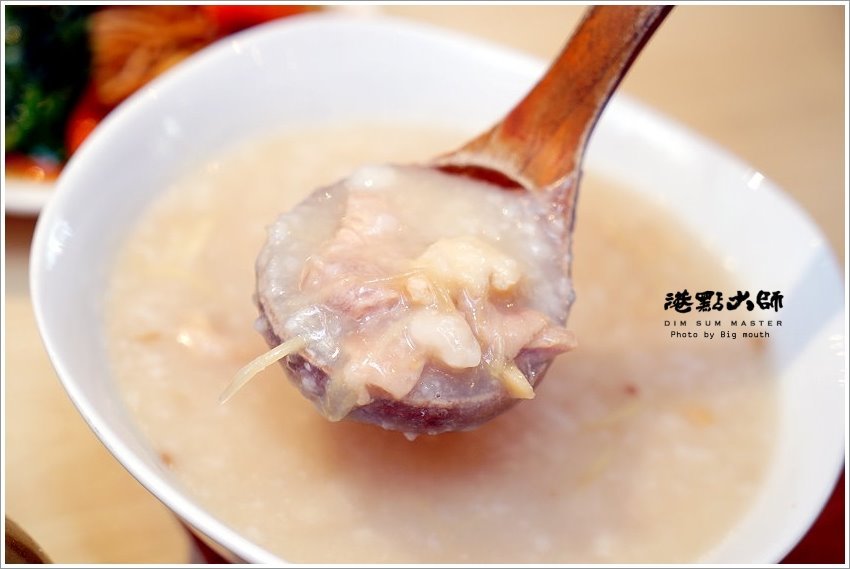 【桃園美食】港點大師．季節限定鮮蒸活體大閘蟹、小龍蝦料理新菜單!廣豐新天地美食推薦!