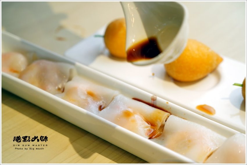 【桃園美食】港點大師．季節限定鮮蒸活體大閘蟹、小龍蝦料理新菜單!廣豐新天地美食推薦!