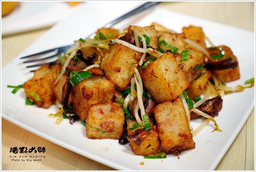 【桃園美食】港點大師．季節限定鮮蒸活體大閘蟹、小龍蝦料理新菜單!廣豐新天地美食推薦!