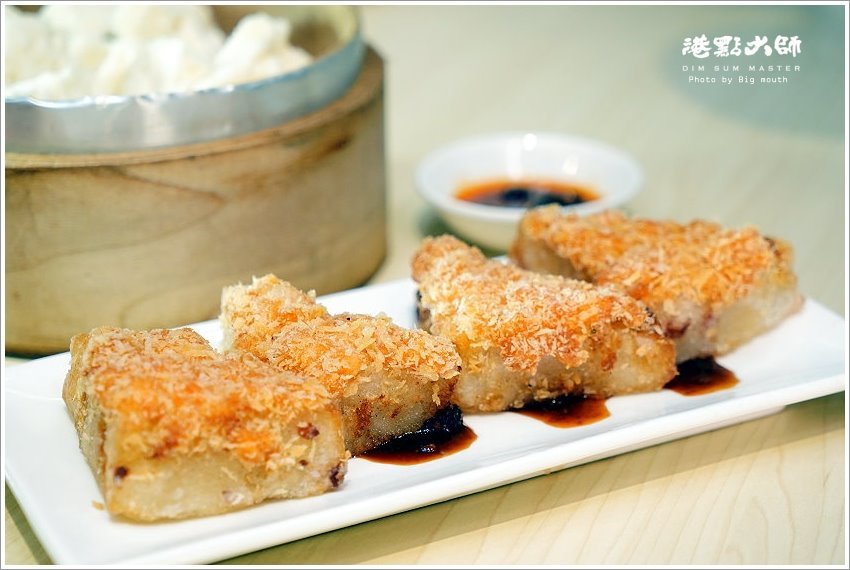 【桃園美食】港點大師．季節限定鮮蒸活體大閘蟹、小龍蝦料理新菜單!廣豐新天地美食推薦!