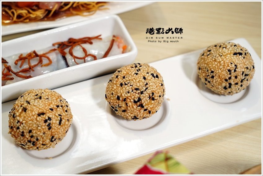 【桃園美食】港點大師．季節限定鮮蒸活體大閘蟹、小龍蝦料理新菜單!廣豐新天地美食推薦!