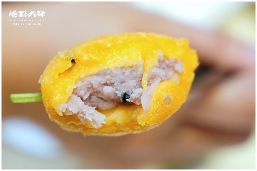 【桃園美食】港點大師．季節限定鮮蒸活體大閘蟹、小龍蝦料理新菜單!廣豐新天地美食推薦!