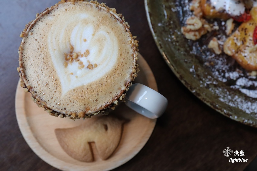 [ 南京復興站美食 ] 淺藍 × BooGoo Café  布咕咖啡～一盤三享受的咖喱飯、紅酒燉牛肉與珍珠奶茶磅蛋糕