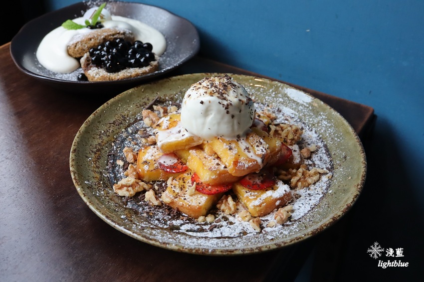 [ 南京復興站美食 ] 淺藍 × BooGoo Café  布咕咖啡～一盤三享受的咖喱飯、紅酒燉牛肉與珍珠奶茶磅蛋糕