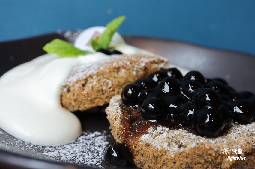 [ 南京復興站美食 ] 淺藍 × BooGoo Café  布咕咖啡～一盤三享受的咖喱飯、紅酒燉牛肉與珍珠奶茶磅蛋糕