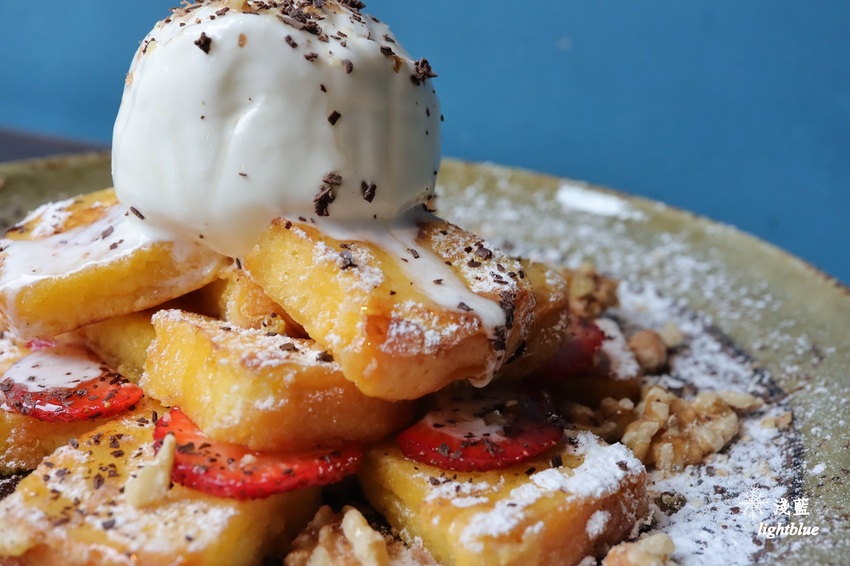 [ 南京復興站美食 ] 淺藍 × BooGoo Café  布咕咖啡～一盤三享受的咖喱飯、紅酒燉牛肉與珍珠奶茶磅蛋糕