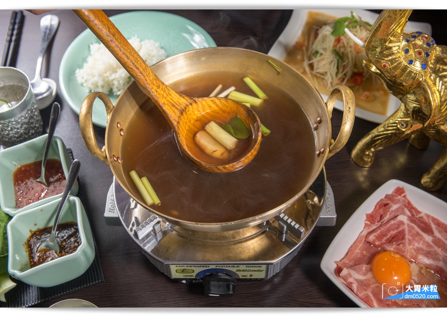 阿杜皇家泰式料理,高雄明誠店,皇宮般華麗裝潢,新鮮泰國香料做出道地泰國菜,高雄泰國菜推薦,家族聚餐推薦,高雄明誠路美食, - 大胃米粒 DAVID & MILLY