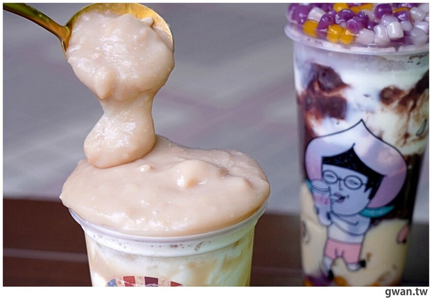 咀嚼控快筆記～層層配料超滿足,這杯根本配料吃到飽！